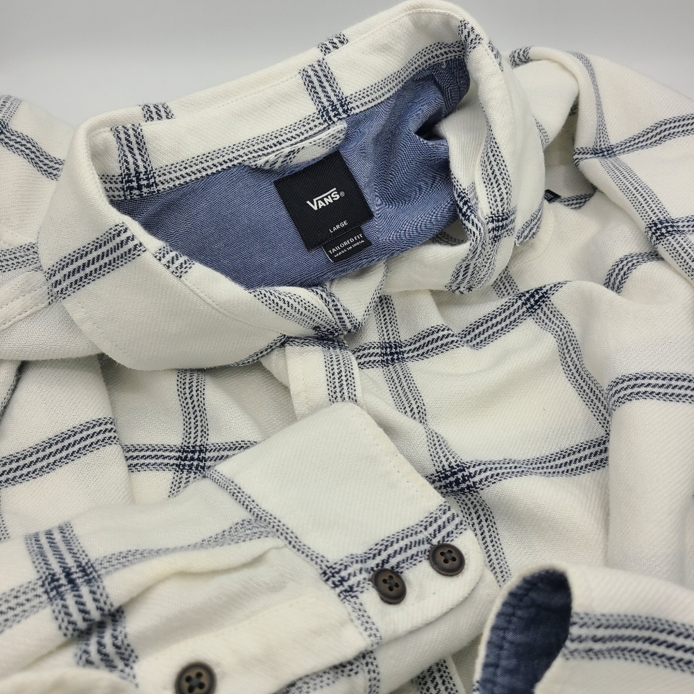 VANS Button-Up Long Sleeve Shirt / Men's Large / White / Blue